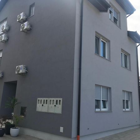 Apartman Slavonia 2 Dakovo Ngoại thất bức ảnh